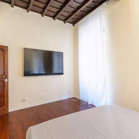Accogliente Casa A Due Passi Da Piazza Navona Daire